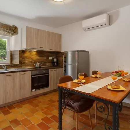 Zoro Holiday home Pazin