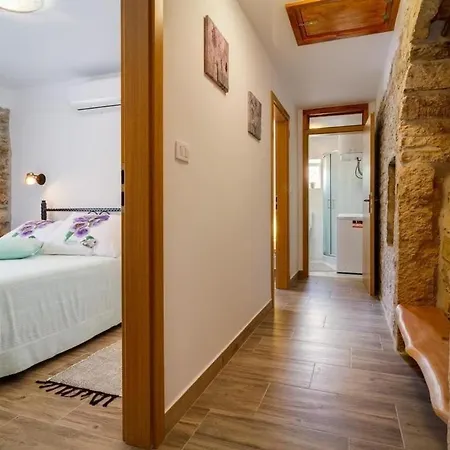 Zoro Holiday home