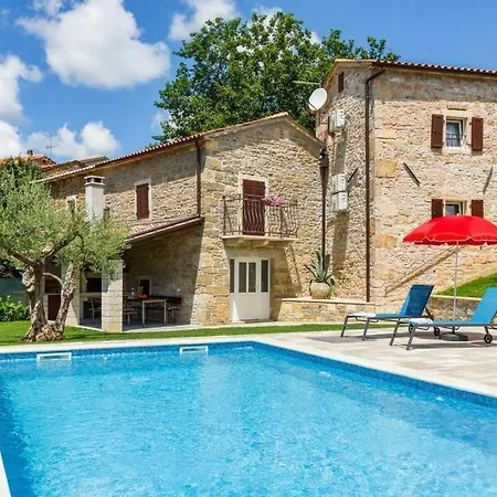 Zoro Holiday home *